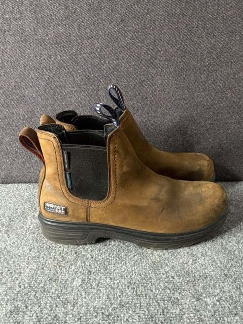 Ariat Groundbreaker Chelsea Composite Toe Waterproof Work Boots Size 9.5EE